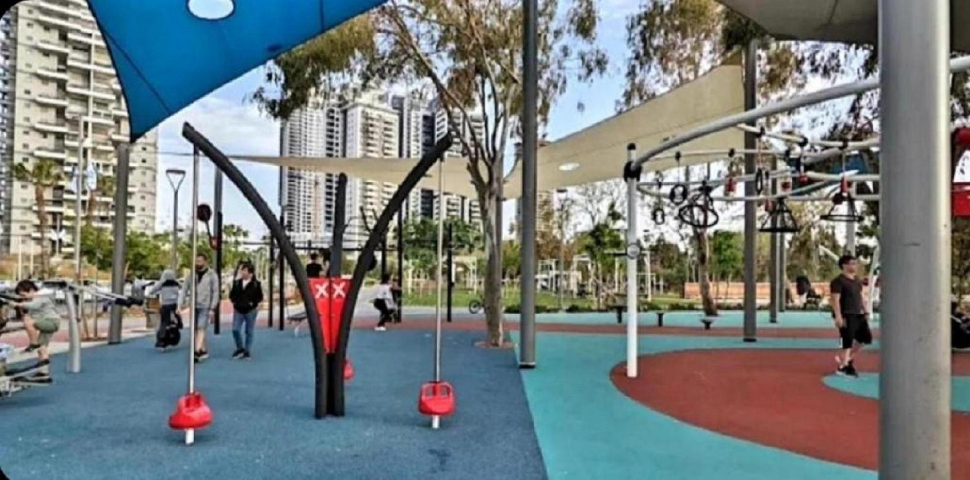 Motel Hofim Bat Yam Exteriör bild